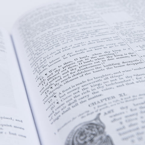 Illustrated Family Bible King James Version | Luxury KJV Heirloom Edition
