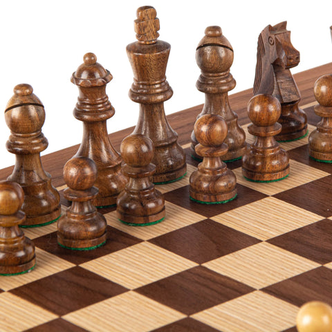 Walnut Chess set 40x40cm with Staunton Chessmen Manopoulos