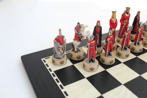Italfama England vs Scotland Chess Set, Hand-Painted Resin, 40cm Walnut Board