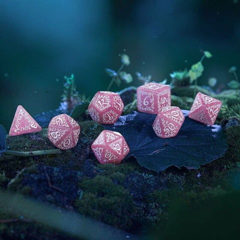 Elvish Shimmering Pink & White Dice Set Magic Role Playing Games Q-Workshop NEW