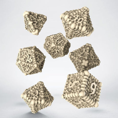 DICE MACABRE SET BEIGE AND BROWN SKULLS 7 DICE RPG PLAYING GAMES Q-WORKSHOP NEW