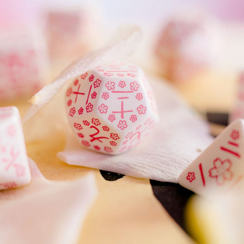 Japanese Cherry Blossoms Petals Dice Set Role Games Q-Workshop Dnd Kanji NEW