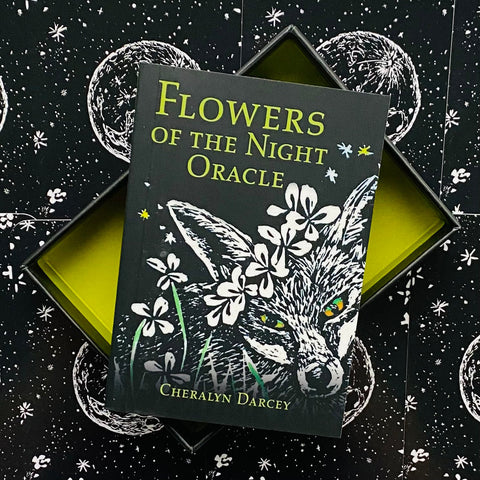 Flowers Of The Night Oracle Cheralyn Darcey Rockpool Publishing Inspiration NEW