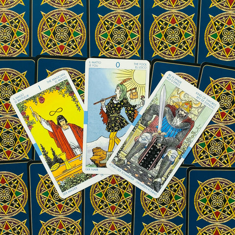 Universal Tarot Cards Deck Lo Scarabeo Esoteric Fortune Telling NEW