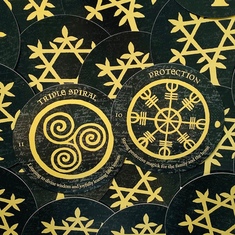 Making Magick Oracle Round Cards Rockpool Priestess Moon Symbolic Manifest NEW