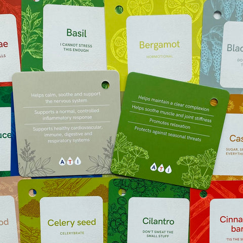 Essential Oil Wellness Cards Deck Rockpool Publishing By Hallie Marie RP190