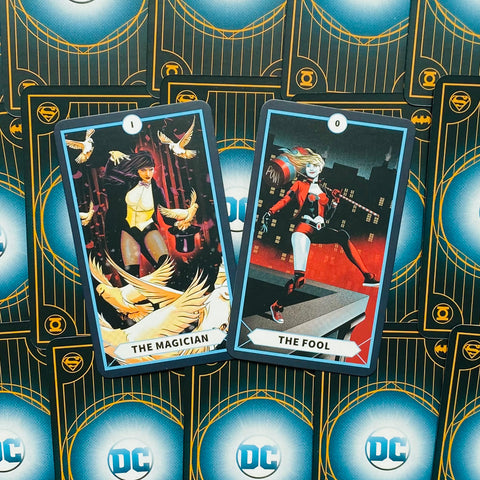 The Dc Tarot Cards Deck & Guidebook Super Heroes C. Gilly Insight Editions