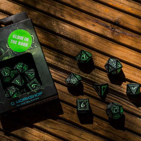 Elvish Dice Set Black And Glow In The Dark Role Games Q-Workshop Dnd Rpg NEW