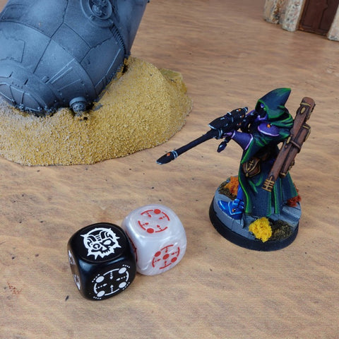 Crosshairs Compact D6 Dice Set Black & Pearl Rpg 20 Dices Q-Workshop Stca05