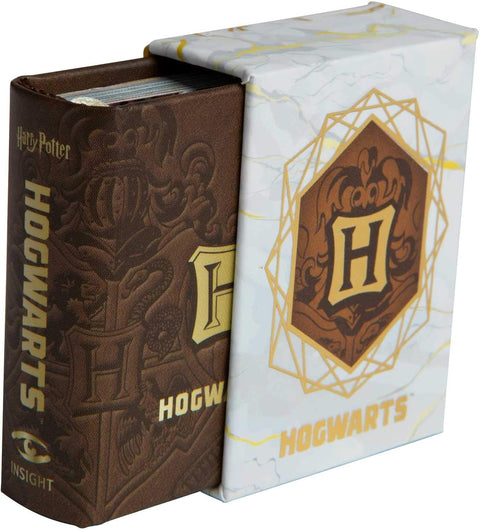 Harry Potter: Hogwarts (Tiny Book) Insight Editions
