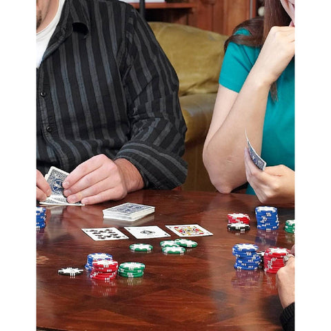 Bicycle 100 Poker Chip Set With Tray 8 Gram Clay Filled 4 Colors Tournament