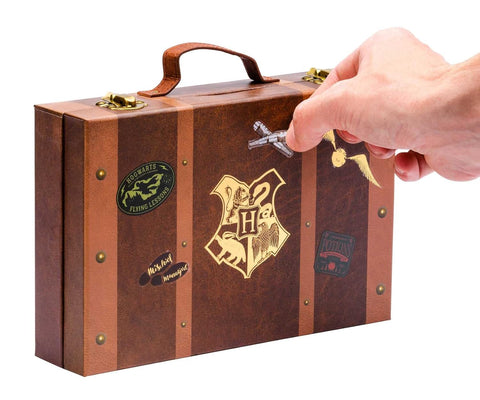 Harry Potter: Back to Hogwarts Travel Set Insight Editions