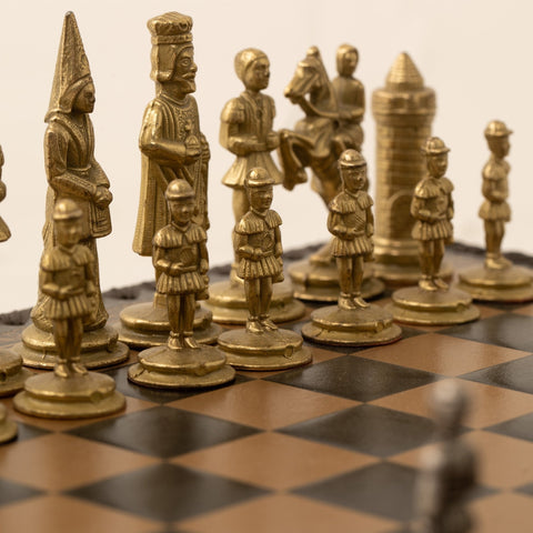 King Arthur Metal Chess Set, Leatherette Board 28cm, King 6.7cm, Made in Italy