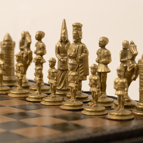 King Arthur Metal Chess Set, Leatherette Board 28cm, King 6.7cm, Made in Italy