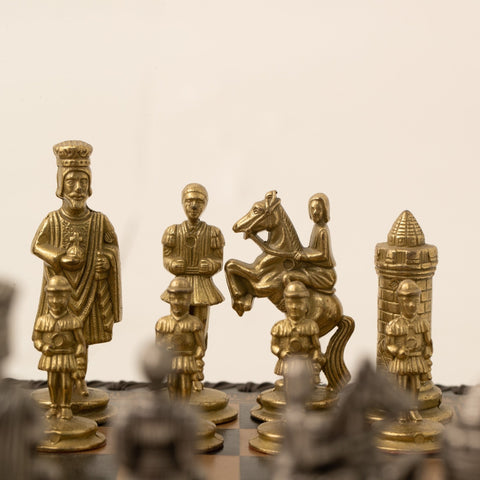 King Arthur Metal Chess Set, Leatherette Board 28cm, King 6.7cm, Made in Italy
