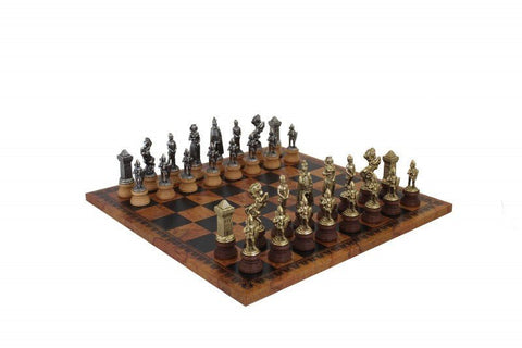 Italfama Mary Stuart Handmade Chess Set Gold/Silver Plated, Faux Leather Board