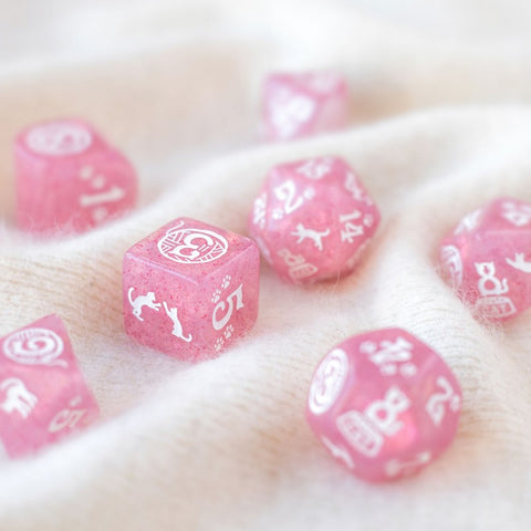 Cats Dice Set: Daisy Rpg Dice Polyhedrons Pink White D4 Inside Q-Workshop Rcat07