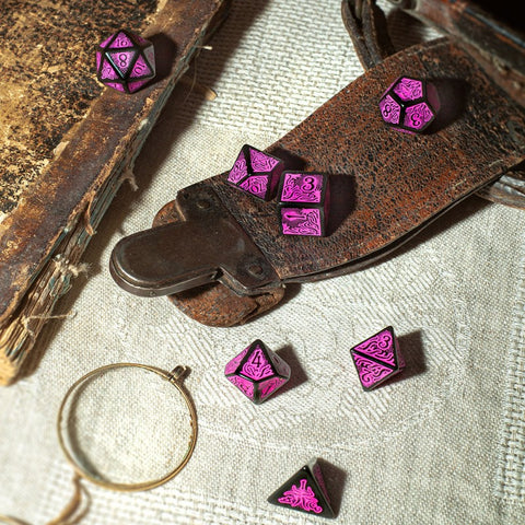 CALL OF CTHULHU 7TH EDITION BLACK MAGENTA RPG ROLE PLAYING GAMES Q-WORKSHOP NEW