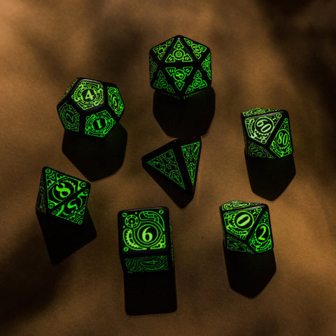Steampunk Black And Glow In The Dark Dice Set Role Playing Games Q-Workshop NEW