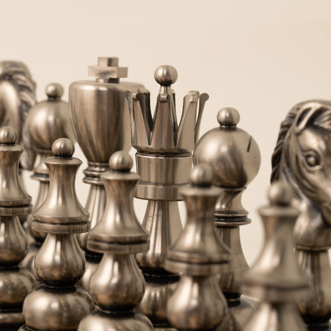 Italfama Large Brass Chess Set with Wooden Board, Made in Italy, King 11.5 cm