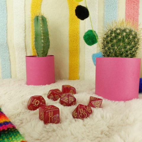 Q-WORKSHOP Puffy Llama Dice Set 7pc Shimmer Raspberry Glitter RPG DND