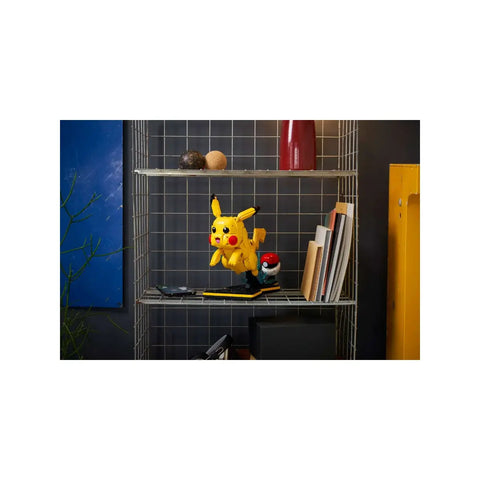 LEGO Pokémon Pikachu & Poké Ball 72152 Display Set 2050pcs Adult Build