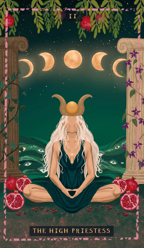 Earth Woman Tarot Deck by Lo Scarabeo 78 Cards with Guidebook
