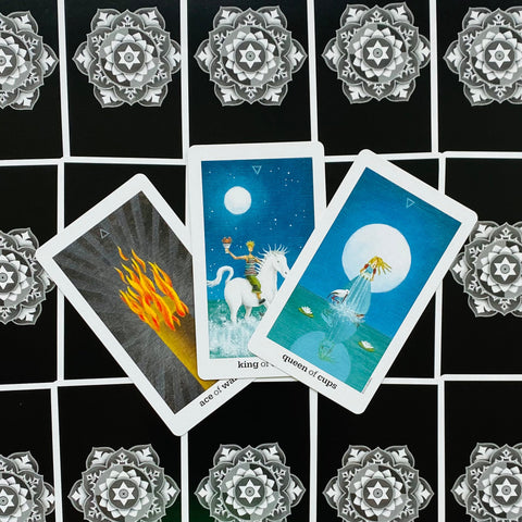Sun and Moon Tarot Deck by Vanessa Decort 78 Cards US Games