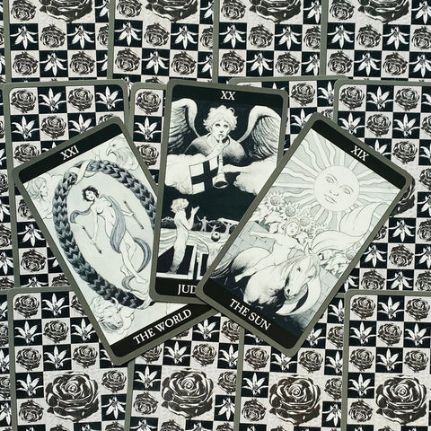 Dark Side of Tarot Deck & Guidebook by Sasha Graham, Corrado Roi, Lo Scarabeo