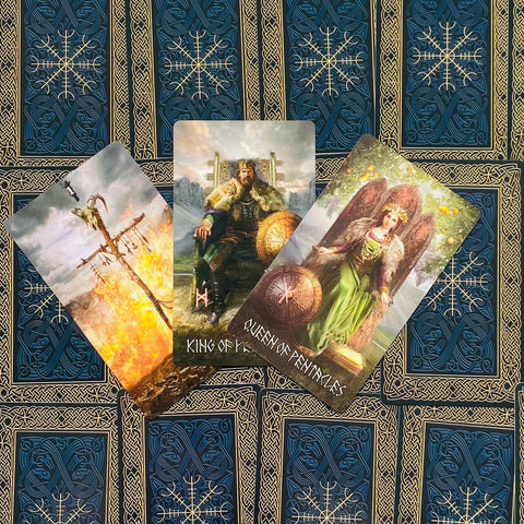 Runic Tarot Deck & Guidebook Set Norse Mythology Lo Scarabeo 78 Cards