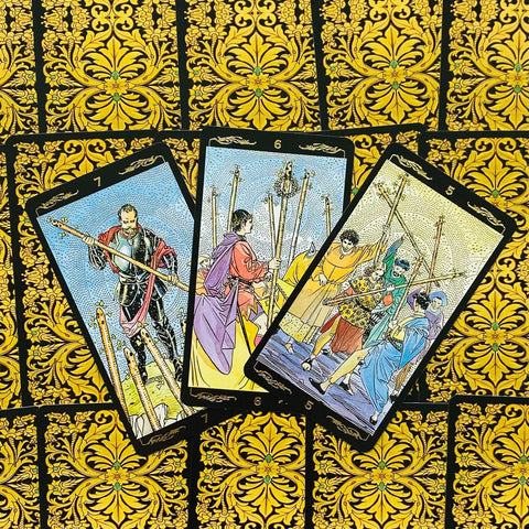 Golden Universal Tarot Deck 78 Cards Gold Foil Lo Scarabeo English