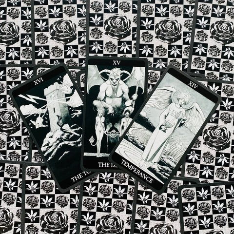 Dark Side of Tarot 78-Card Deck Lo Scarabeo by Corrado Roi Sasha Graham