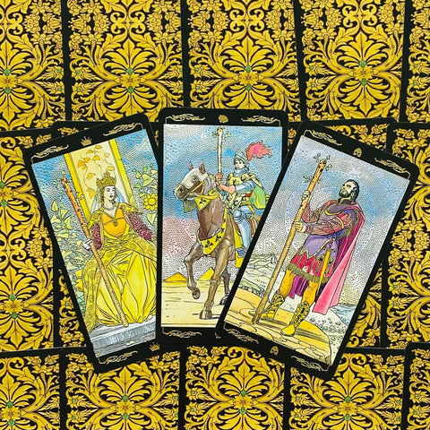 Golden Universal Tarot Deck 78 Cards Gold Foil Lo Scarabeo English