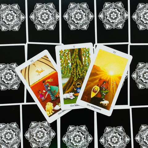 Sun and Moon Tarot Deck by Vanessa Decort 78 Cards US Games