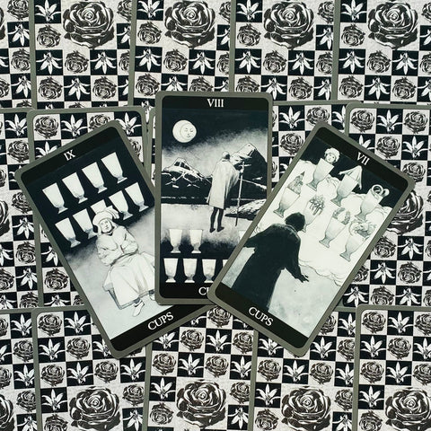 Dark Side of Tarot Deck & Guidebook by Sasha Graham, Corrado Roi, Lo Scarabeo