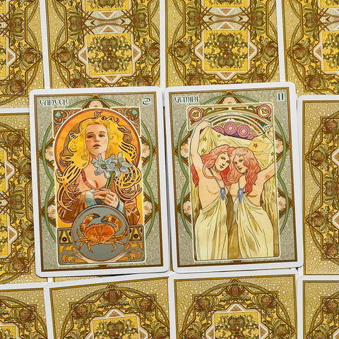 Lo Scarabeo Astrological Oracle Card Deck with Guidebook, 22 Cards