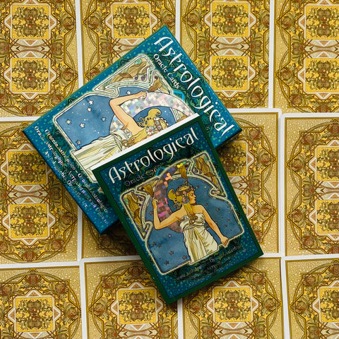Lo Scarabeo Astrological Oracle Card Deck with Guidebook, 22 Cards