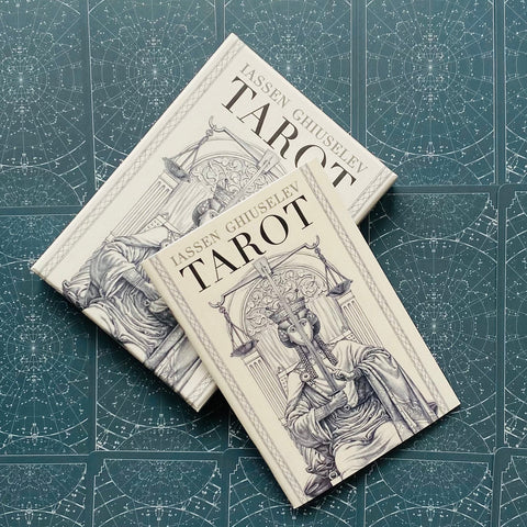 Iassen Ghiuselev Tarot 22 Major Arcana Deck Lo Scarabeo, Guidebook Included