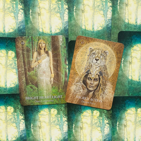The Priestess Of Light Oracle Card Deck Of Divination & Guidebook