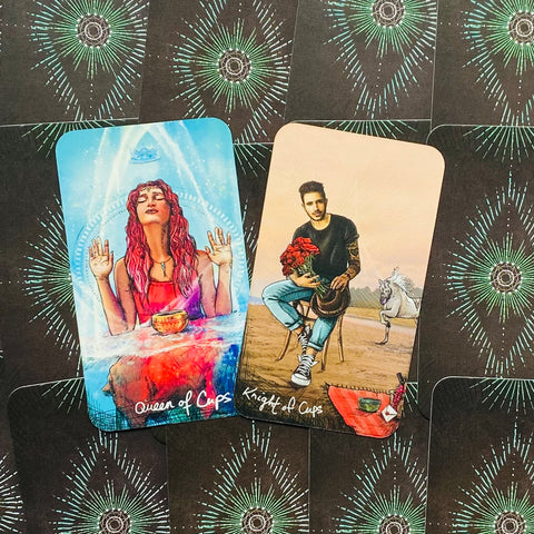 The Light Seer'S Pocket Tarot Card Deck And Guidebook