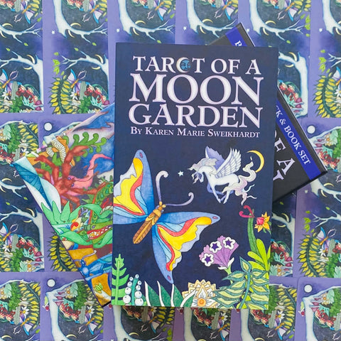 Tarot Of A Moon Garden Cards Deck Borderless Animals US Games Systems