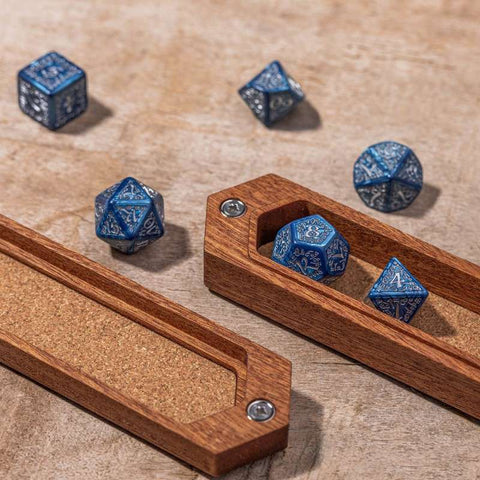 Q WORKSHOP Sapelli Wood RPG Dice Box with Magnetic Lid – All Dice Storage