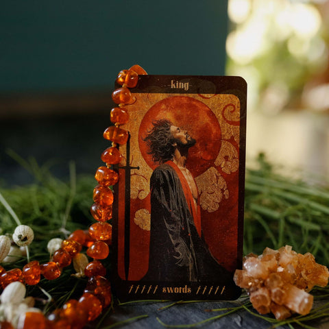 Amber Moon Tarot Deck Dusserre