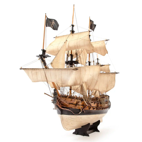 Royal Fortune Pirate Ship Model Kit – Black Bart's | Scale 1:65
