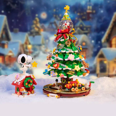 Snoopy Christmas Tree Building Set Peanuts Holiday Model Kit Blocks Toy