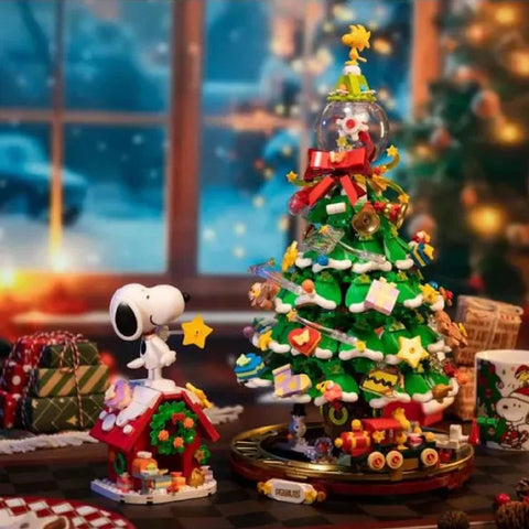Snoopy Christmas Tree Building Set Peanuts Holiday Model Kit Blocks Toy