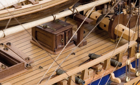 OCCRE HMS Endeavour 1:54 Wooden Sailing Ship Model Kit Advanced Builders