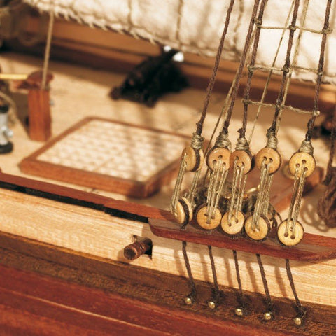 OcCre Albatros Two-Masted Schooner Model Ship Kit 1:100 + Paint Set