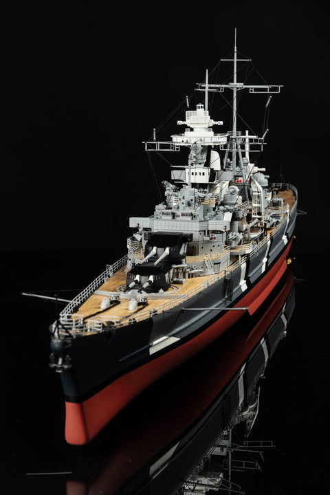OCCRE 1:200 Prinz Eugen German Heavy Cruiser Warship Model Kit 1070mm