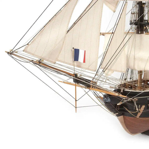 OCCRE Belle Poule 1/90 Wooden Model Ship Kit with Oak Base & Sails